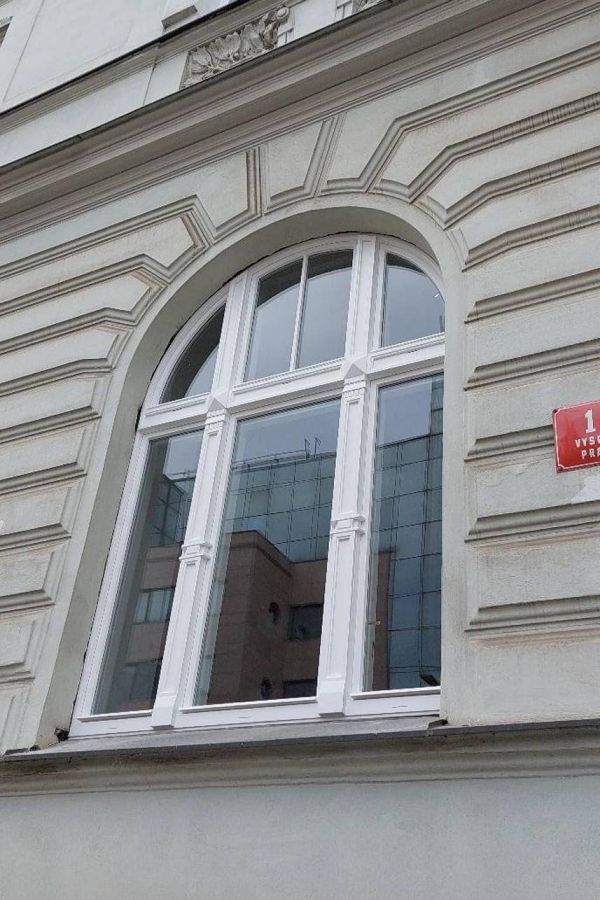 O nás